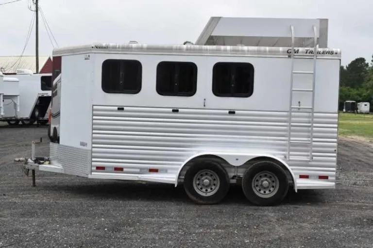 2012 CM 3HBP 3 Horse Trailer - Image 4