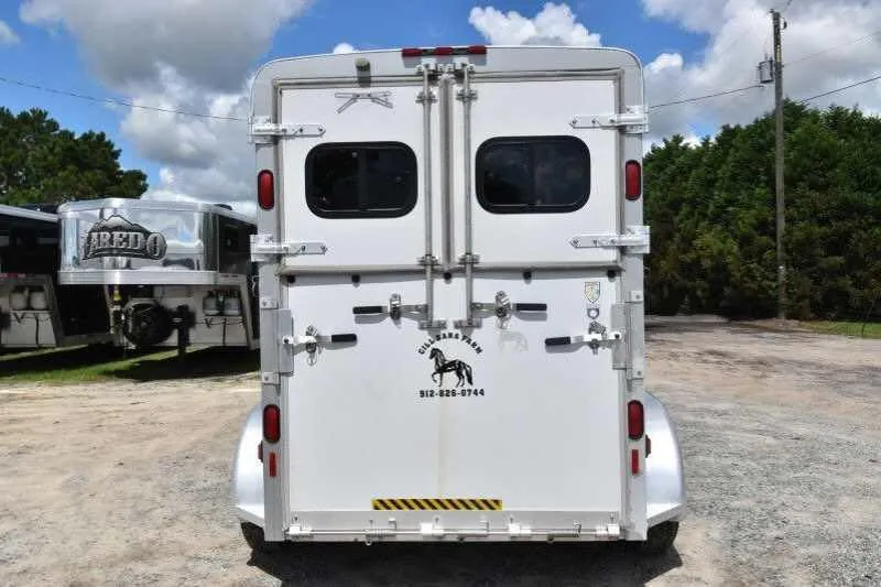 2002 Kiefer Built 2 Horse Bumper Pull - Image 4