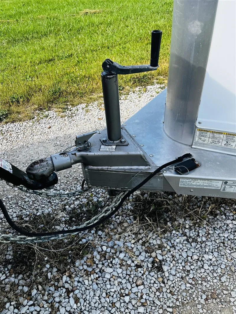 2015 4 Star 2 Horse Slant Load Bumper Pull - Image 13