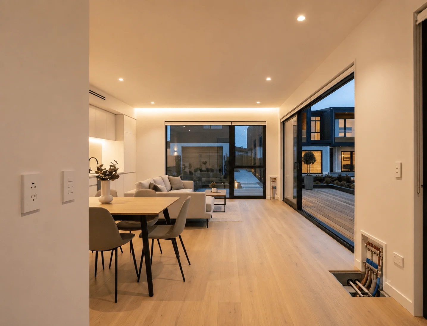 Luxury 3 Bedroom Prefabricated Modular Container Home Villa for Sale - Image 11