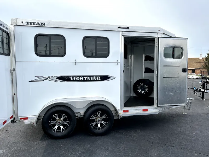 2021 Titan 2 Horse Trailer - Image 2