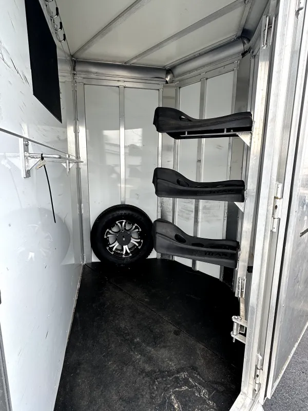 2021 Titan 2 Horse Trailer - Image 5