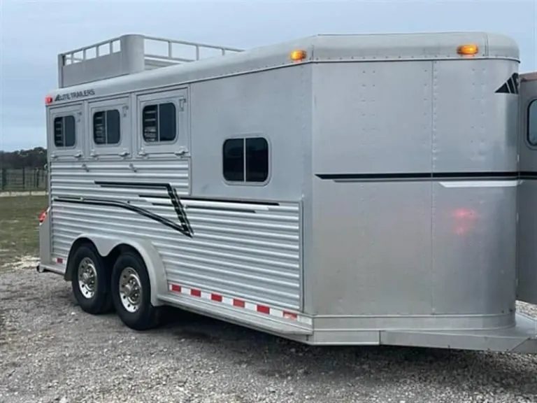 1999 Elite Custom 3 Horse Trailer - Image 4
