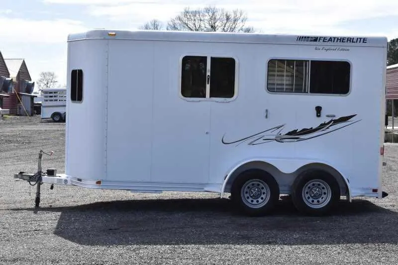 2005 Featherlite 2HST 2 Horse Trailer - Image 8
