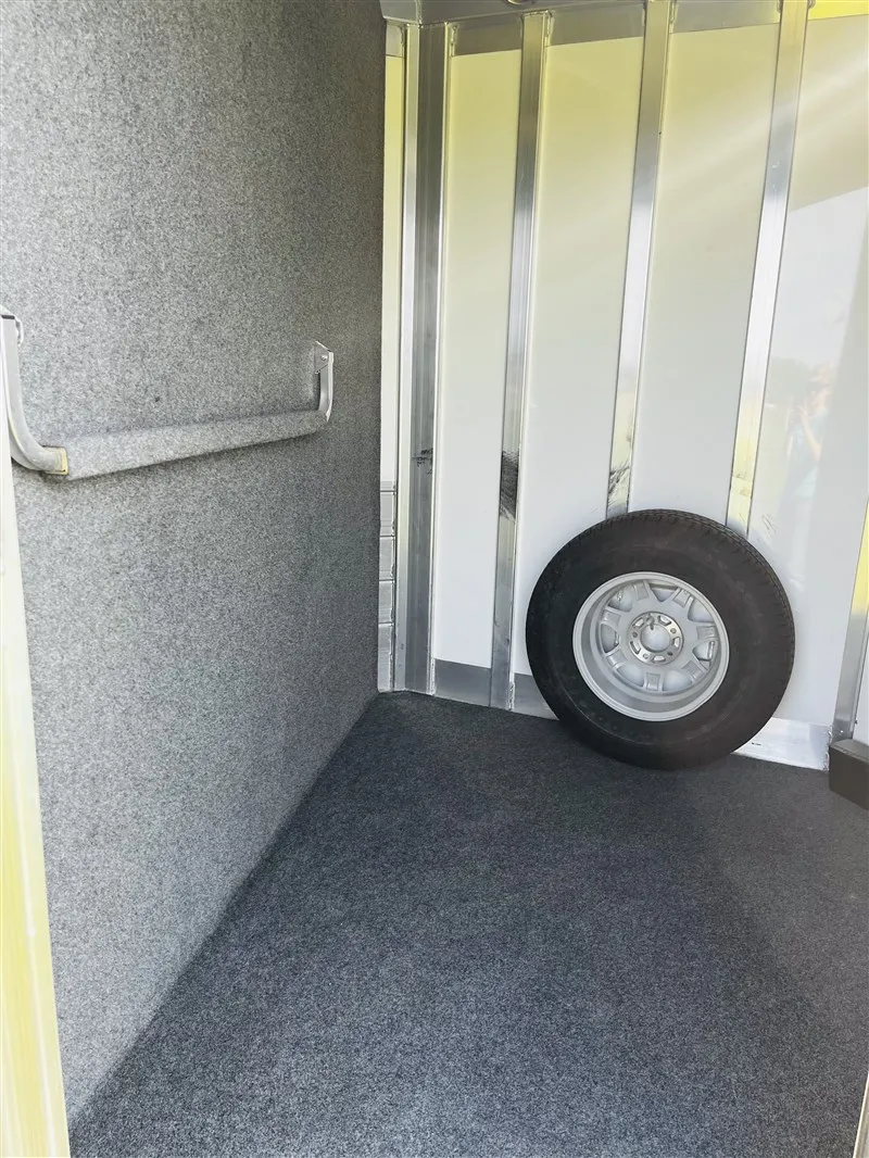 2015 4 Star 2 Horse Slant Load Bumper Pull - Image 10