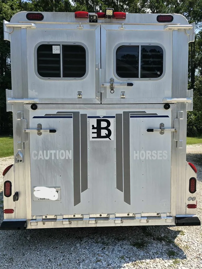 2000 C&C 2 horse Gooseneck - Image 17