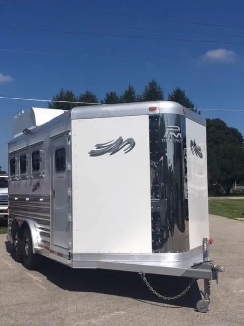 2018 Platinum Coach 3 Horse Bumper Pull - Image 8