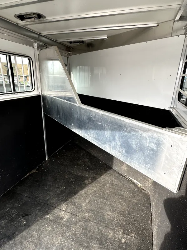 2021 Titan 2 Horse Trailer - Image 6