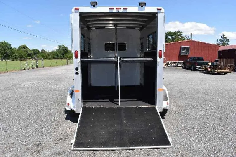 2000 Sundowner 7204GNST 2 Horse Trailer - Image 2