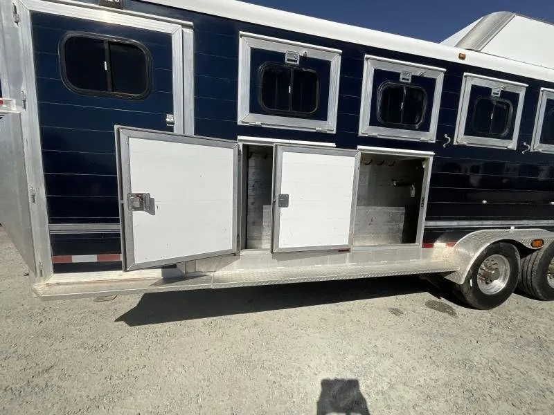 2005 Jamco 4 Horse Gooseneck Trailer - Image 23
