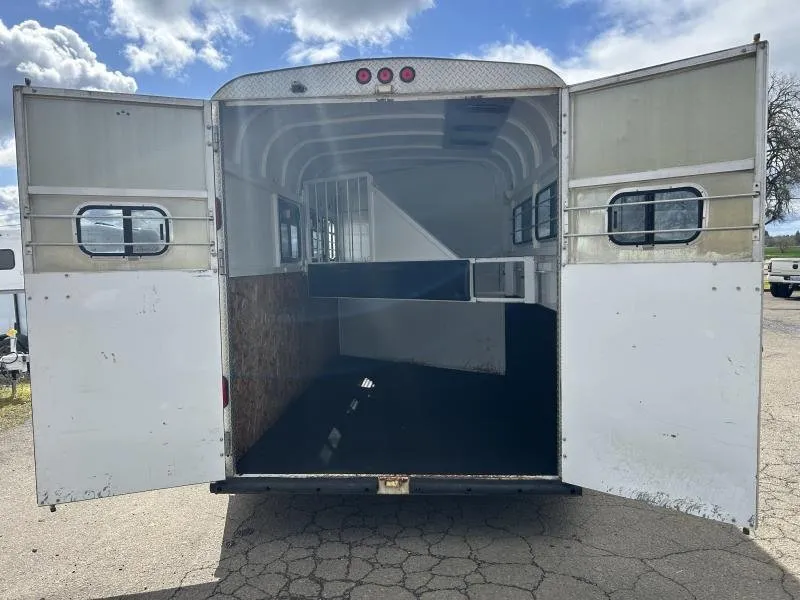 2000 Morgan Built 3 Horse Bumper Pull Horse Trailer - Image 3
