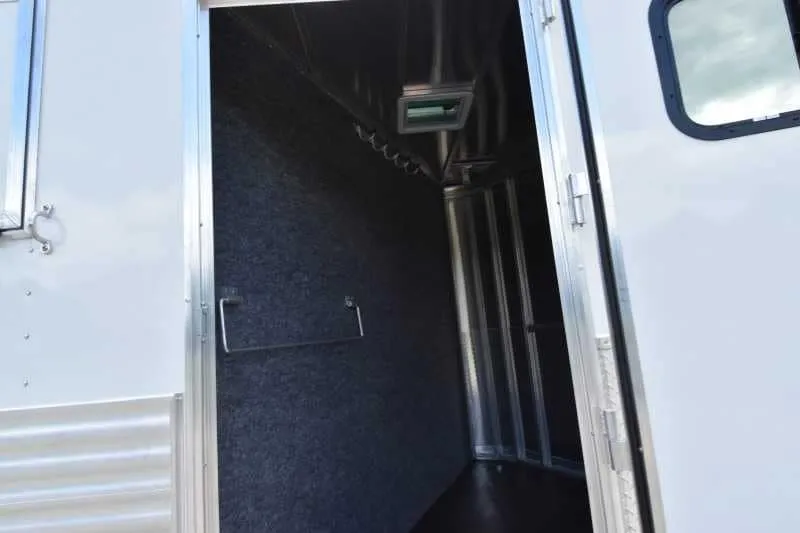 2018 Lakota 84HBPSL 4 Horse Trailer with 2′ Short Wall - Image 8