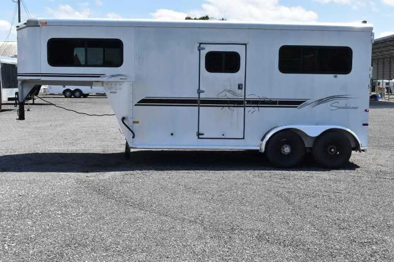 2000 Sundowner 7204GNST 2 Horse Trailer - Image 12