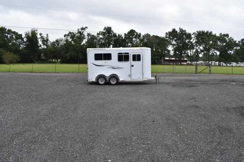 2003 Featherlite 2HST 2 Horse Trailer - Image 2