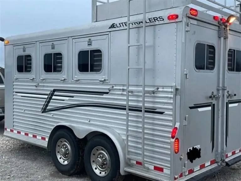 1999 Elite Custom 3 Horse Trailer - Image 6