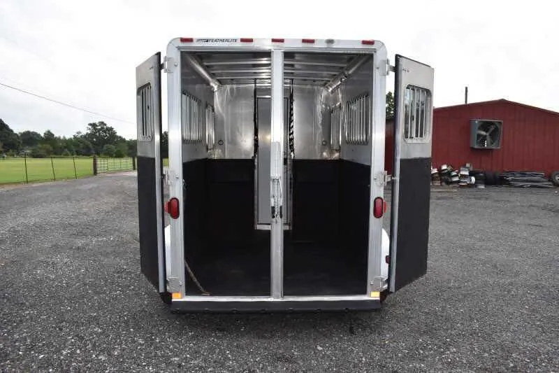2003 Featherlite 2HST 2 Horse Trailer - Image 8