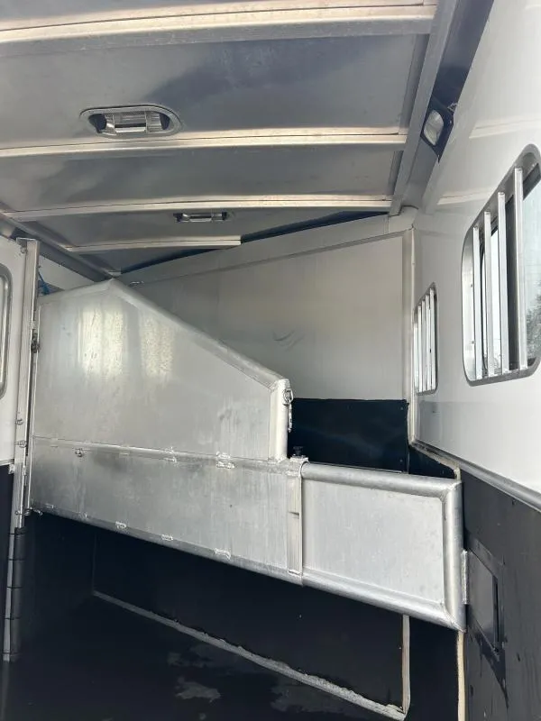 2007 Exiss 2 Horse Trailer - Image 11