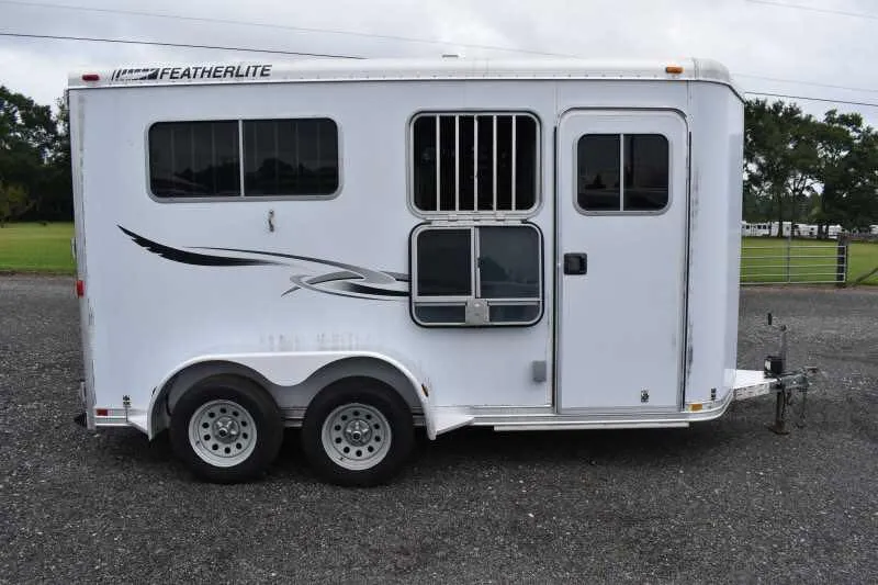 2003 Featherlite 2HST 2 Horse Trailer - Image 6