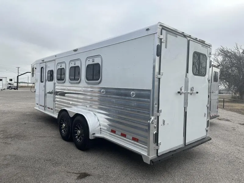 2004 Cherokee Trailers 4H GN Horse Trailer - Image 3