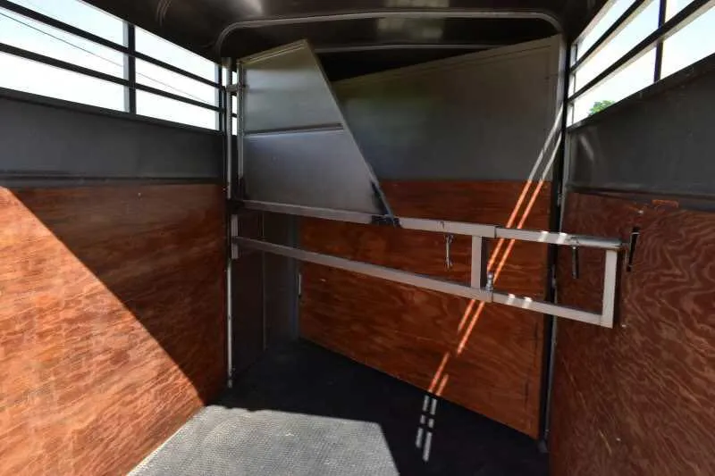 2010 Calico 2 Horse Trailer - Image 9