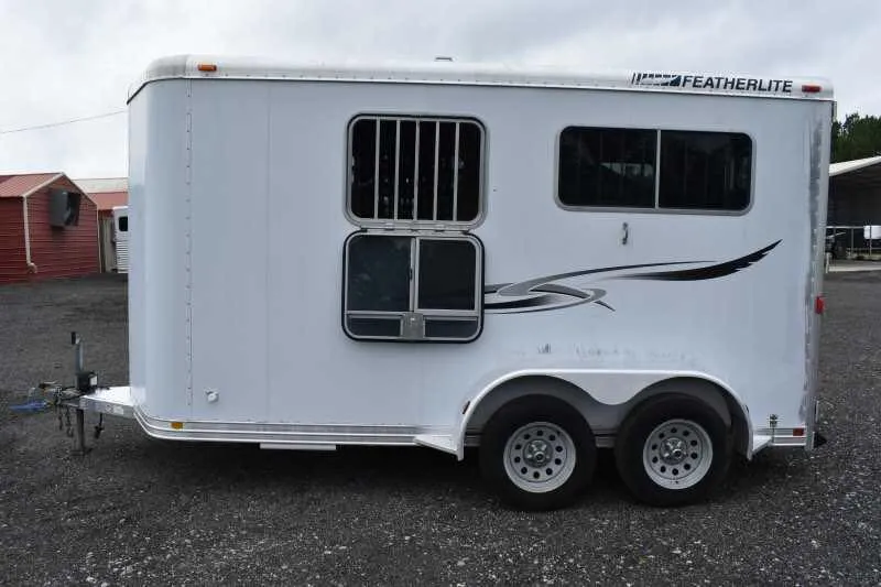 2003 Featherlite 2HST 2 Horse Trailer - Image 12