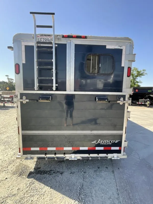 2005 Jamco 4 Horse Gooseneck Trailer - Image 33