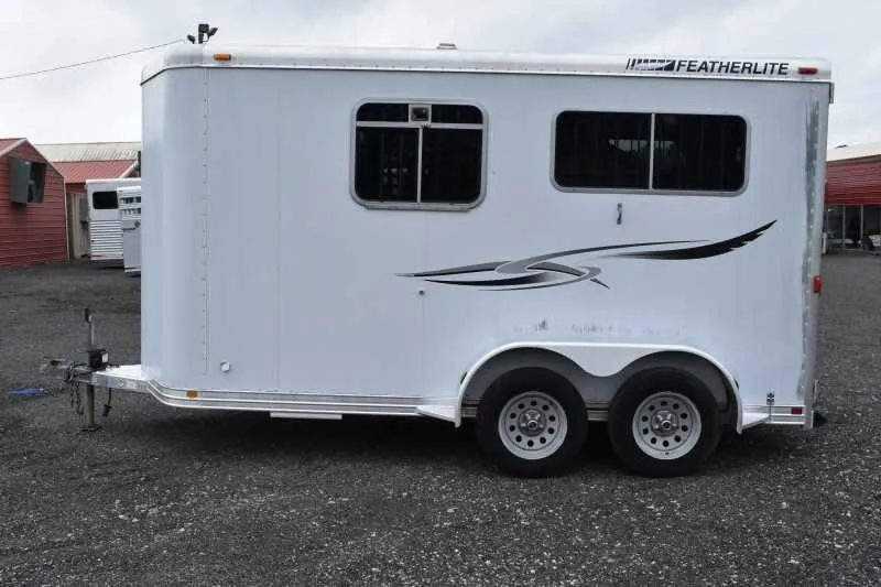 2003 Featherlite 2HST 2 Horse Trailer - Image 4