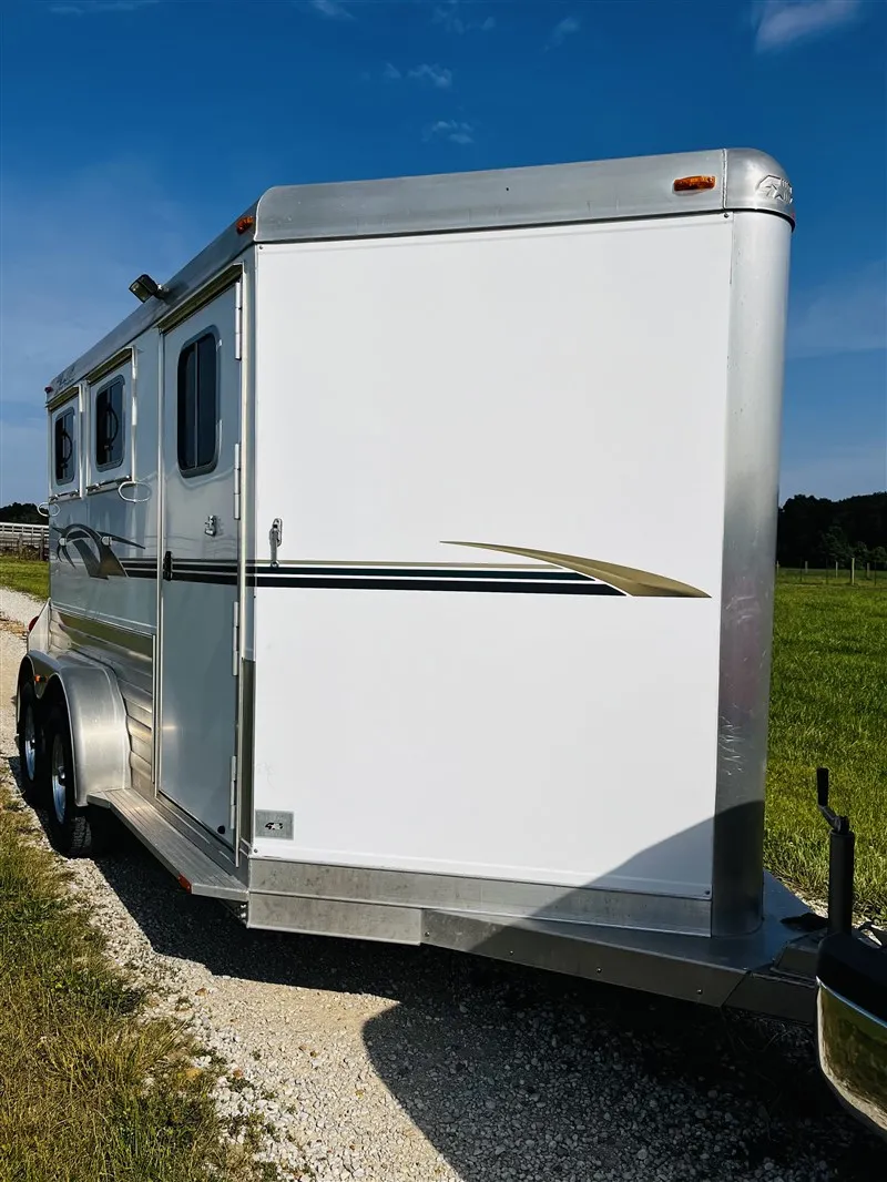 2015 4 Star 2 Horse Slant Load Bumper Pull - Image 12