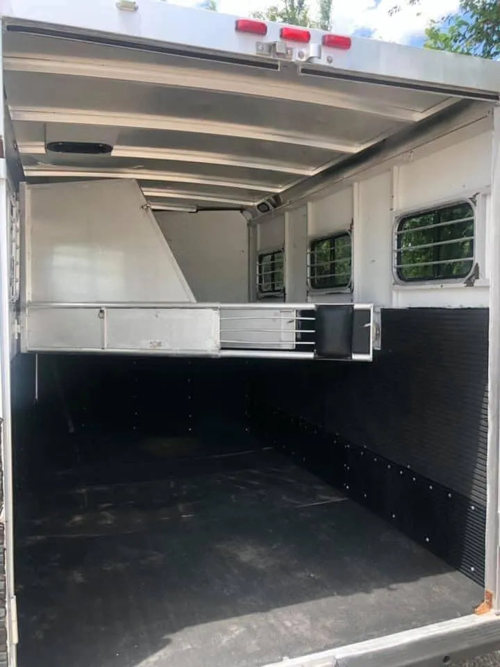 1998 Sundowner 3 Horse Slant - Image 11