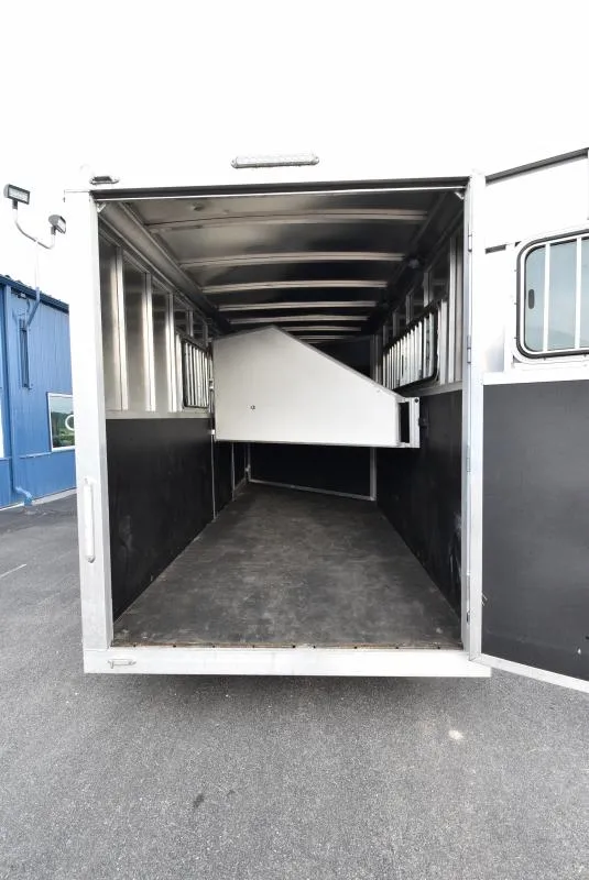 2021 Shadow Trailers Stablemate 3 Horse Trailer - Image 10