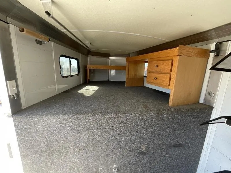 2005 Jamco 4 Horse Gooseneck Trailer - Image 25