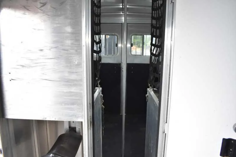 2003 Featherlite 2HST 2 Horse Trailer - Image 14