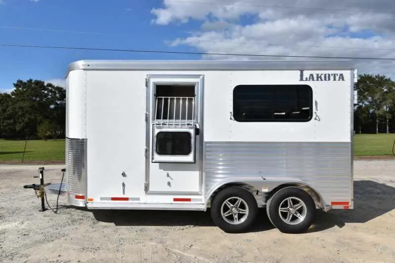 2018 Lakota 2HBPST 2 Horse Trailer - Image 2